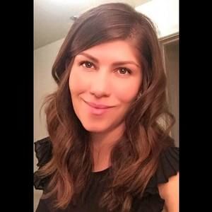 Meet your Posher, Angela